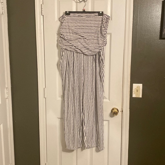 J for Justify Pants - Strapless blue and white jumper